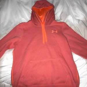 Uber armour hoodie willing to take offers!!